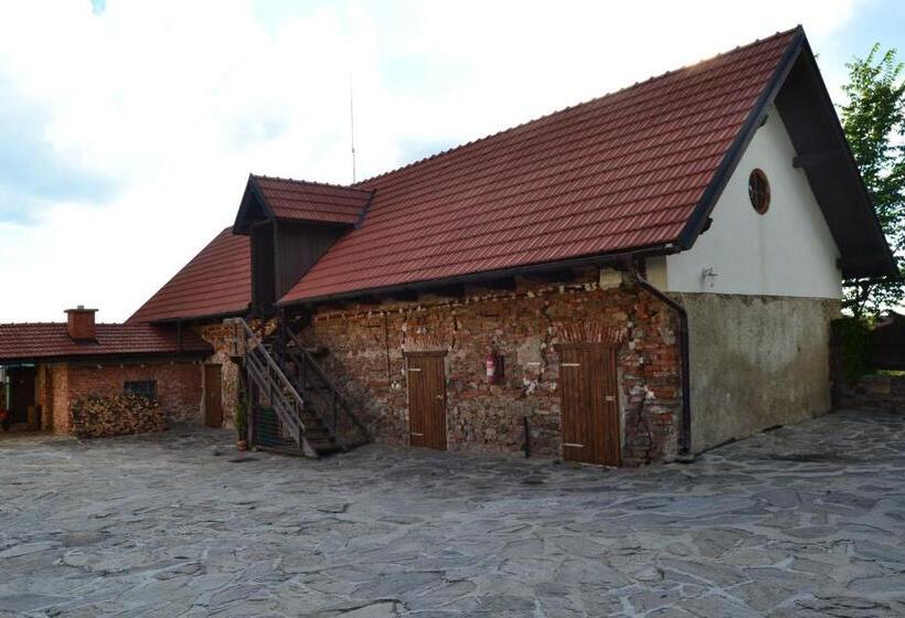 بنسيون Ubytování Na Hájence