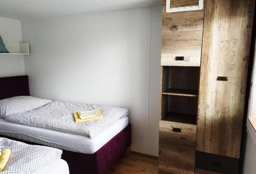 بنسيون Ubytování Na Hájence