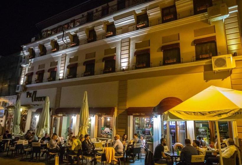 بنسيون Villa Anticus