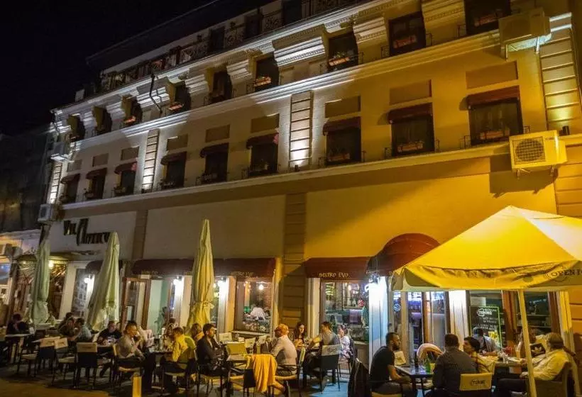 پانسیون Villa Anticus