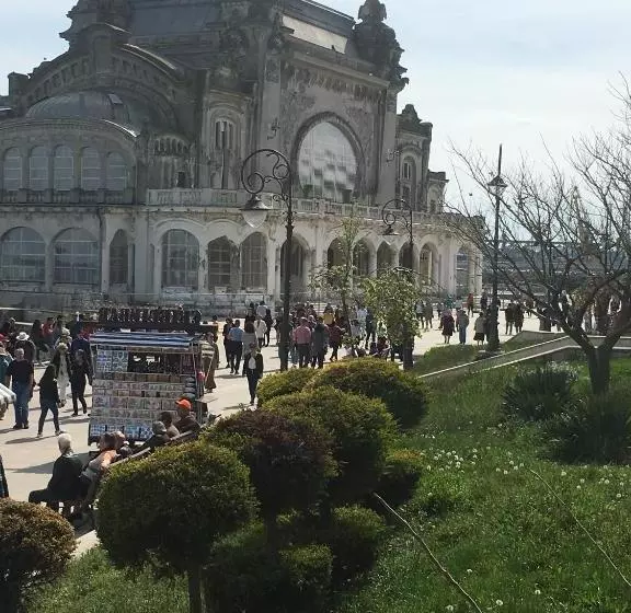 پانسیون Villa Anticus