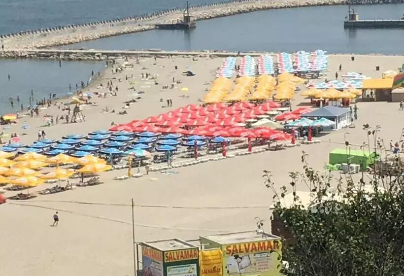 پانسیون Villa Anticus