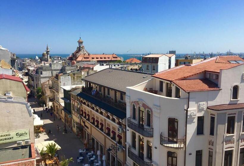 بنسيون Villa Anticus