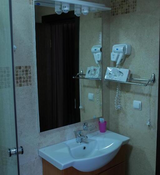 بنسيون Villa Anticus