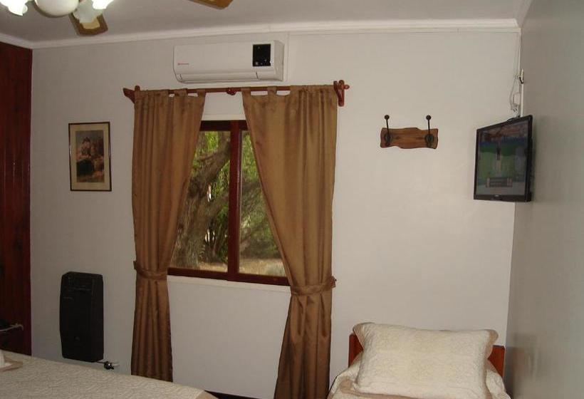 فندق صغير De Los Cesares