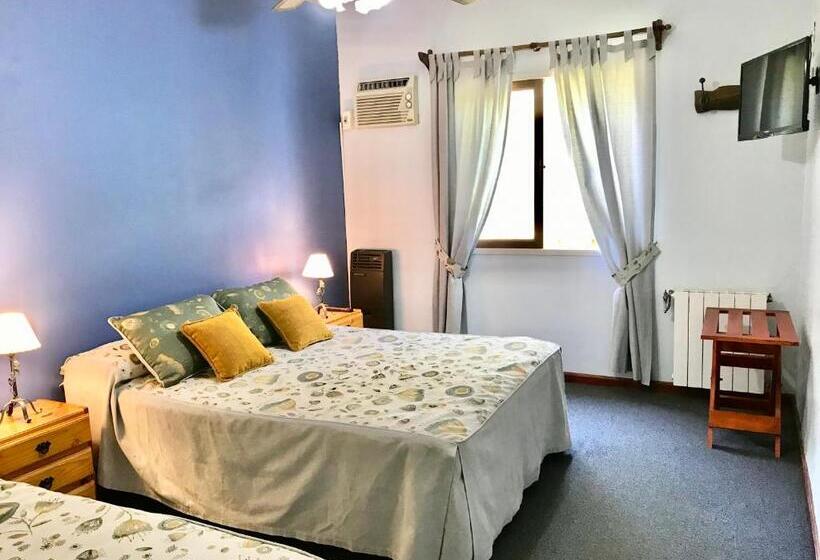 فندق صغير De Los Cesares