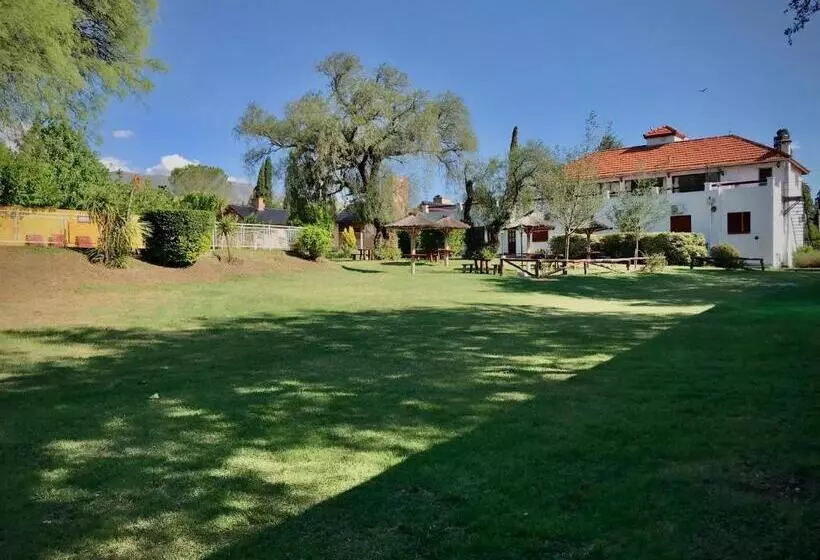 Retkeilymaja De Los Cesares