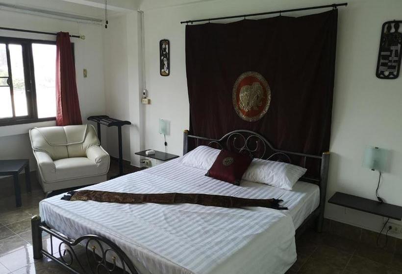 بنسيون Bellmans Restaurant & Guesthouse