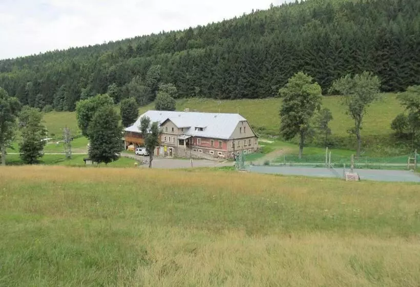 Majatalo Horská Bouda čihalka