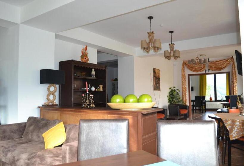 Pension (Hôtel basse catégorie) Inspire View