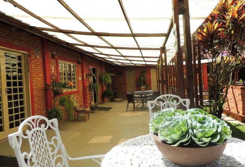 펜션 Vale Das Orquídeas Pousada