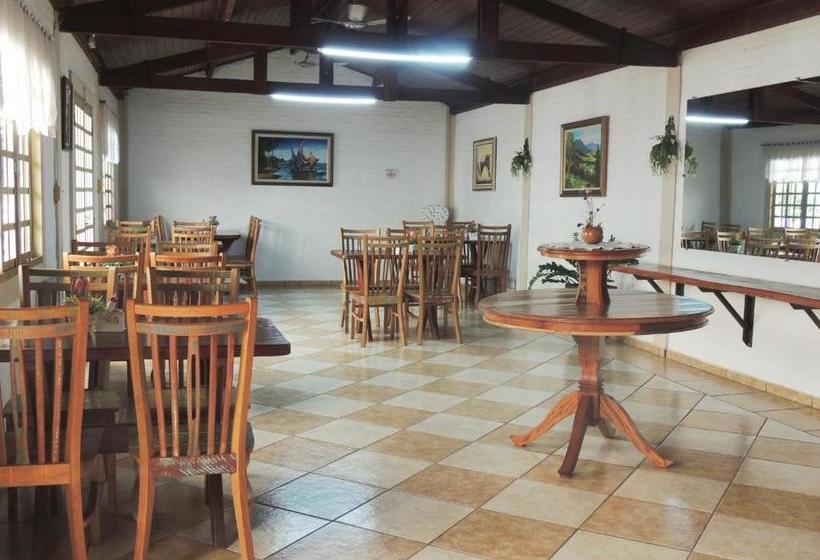 펜션 Vale Das Orquídeas Pousada