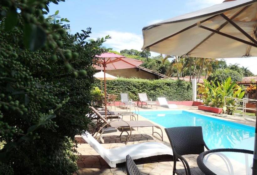 펜션 Vale Das Orquídeas Pousada