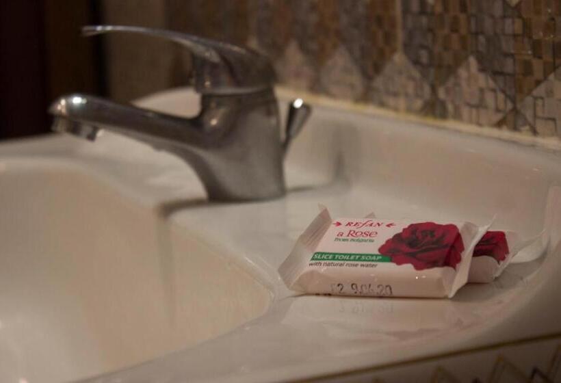 پانسیون Violeta 7 Guest House