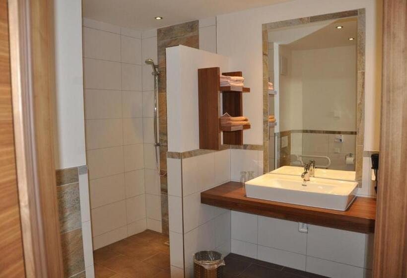 فندق صغير Wirtshaus Gruber Weitenegg