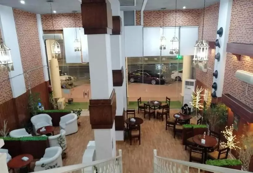 Fakhamat Al Orjoana & Suites