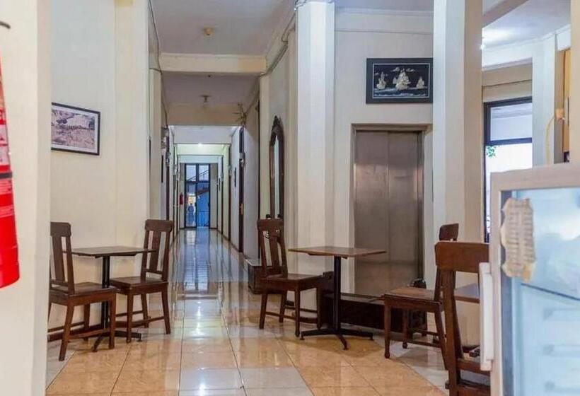 膳宿费 Graha Ara Homestay Syariah Rsud Dr Soetomo Surabaya Mitra Reddoorz