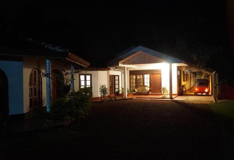 بنسيون Gästehaus Isabella