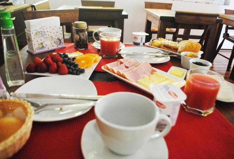 پانسیون Hostal Petit Verdot