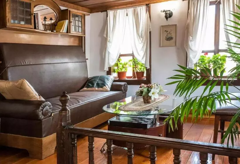پانسیون Kazasovata Guest House