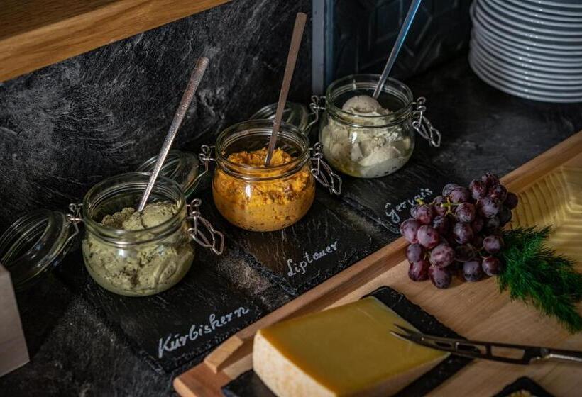 פנסיון Landhaus Tirolerherz