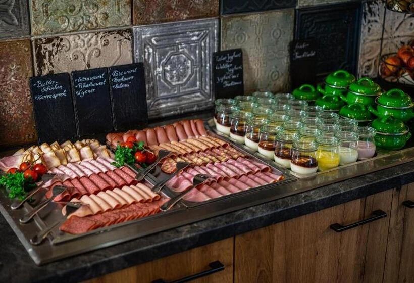 פנסיון Landhaus Tirolerherz