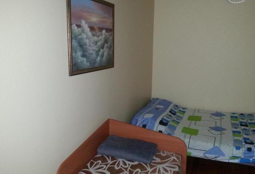 پانسیون Little Amber Apartments