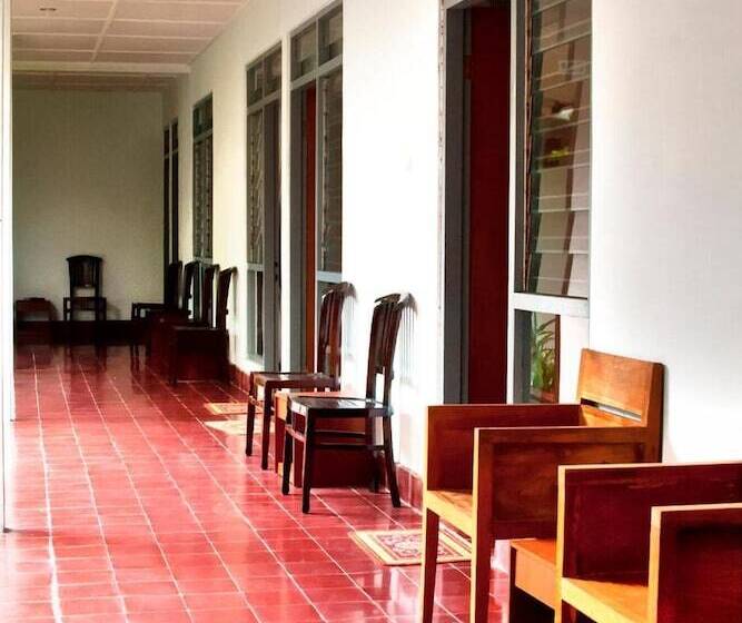 膳宿费 Ndalem Mantrigawen