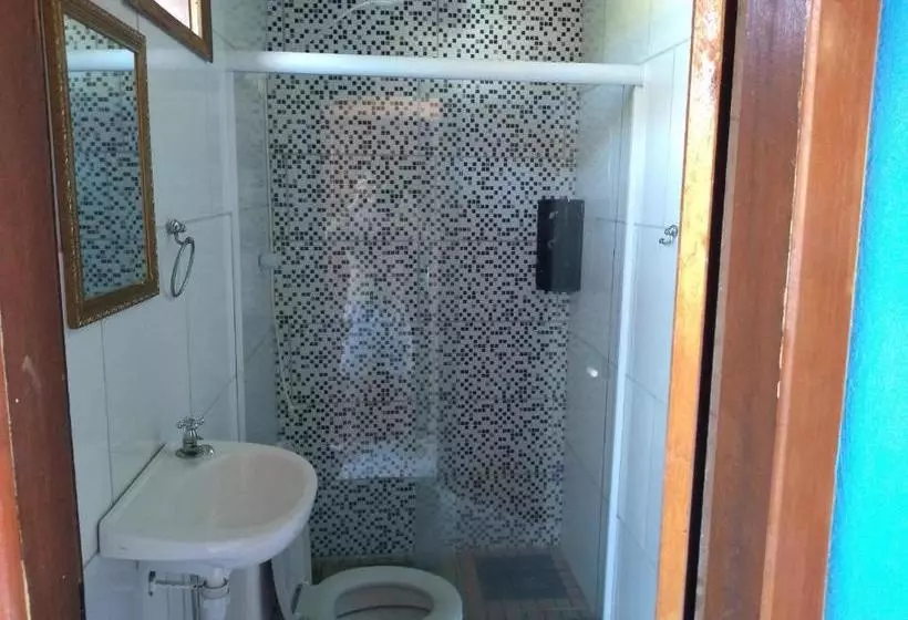 پانسیون Pousada Vale Do Aijalom