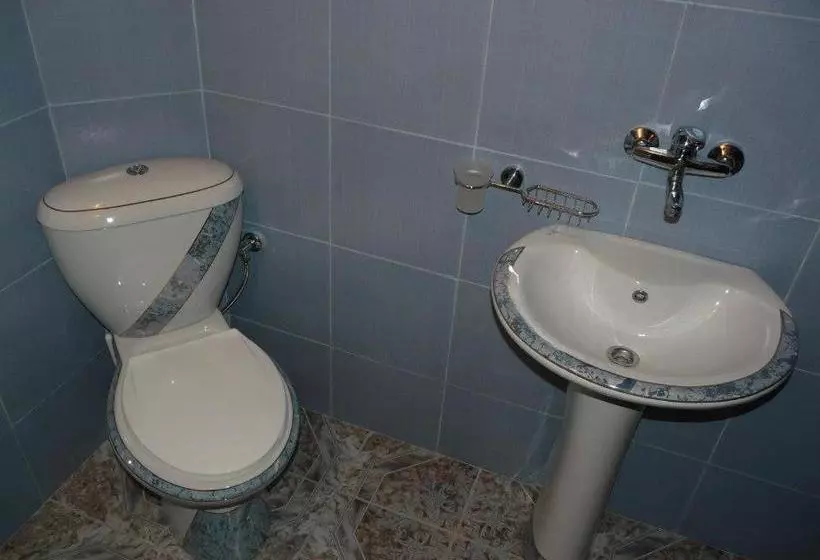 Majatalo Staroto Shkolo House   Rooms For Guests