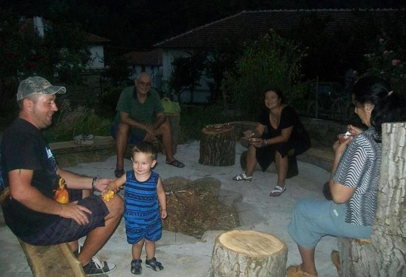 بنسيون Staroto Shkolo House Rooms For Guests