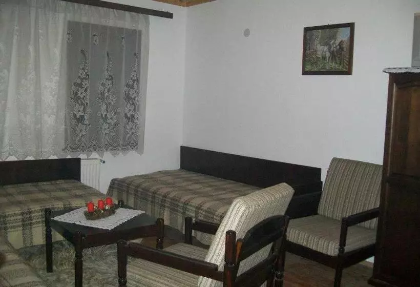 Majatalo Staroto Shkolo House   Rooms For Guests