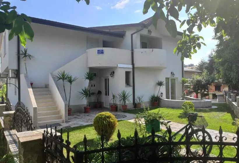 پانسیون Villa Kliment