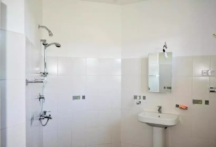 ペンション Villa16hikkaduwa