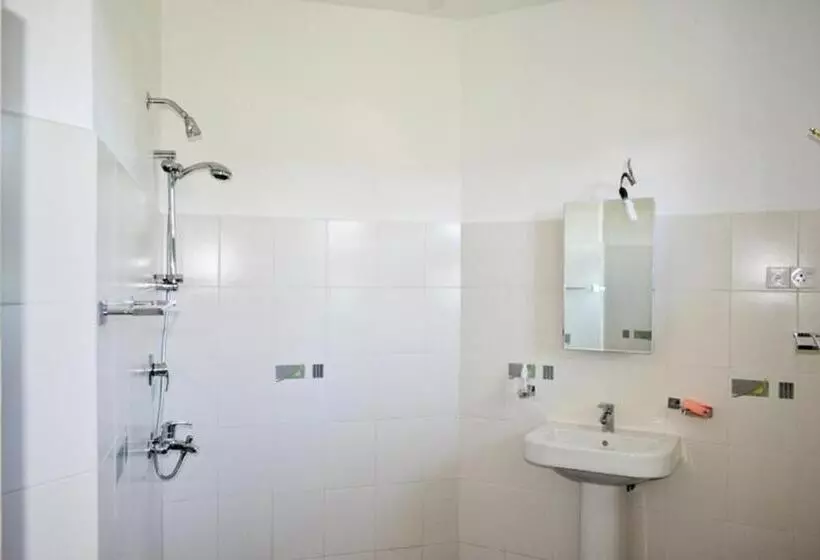 ペンション Villa16hikkaduwa