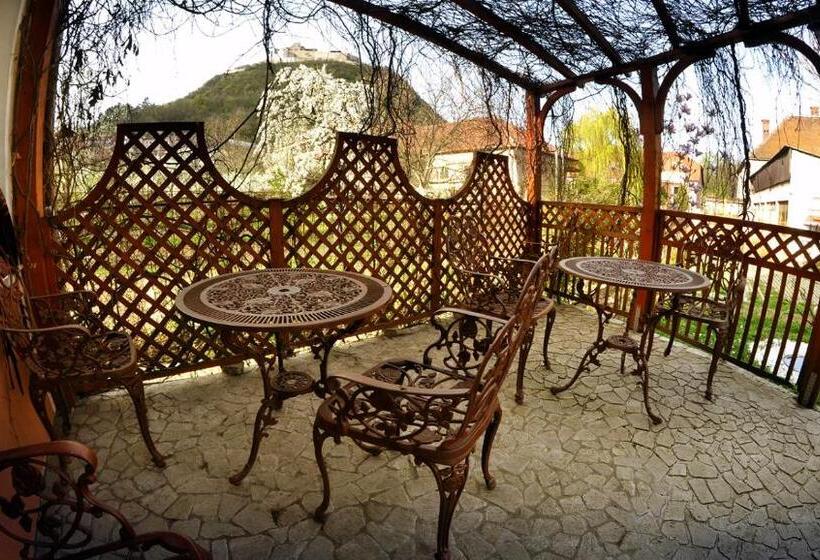 Pensiunea Sub Cetate Deva