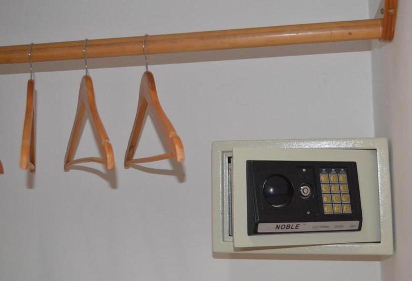 Herberge La Posada De Los Fresnos