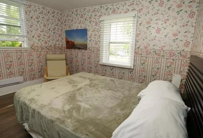 Retkeilymaja North Rustico Bed And Breakfast