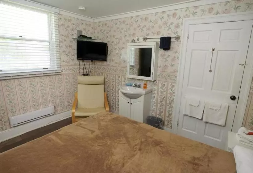 Retkeilymaja North Rustico Bed And Breakfast