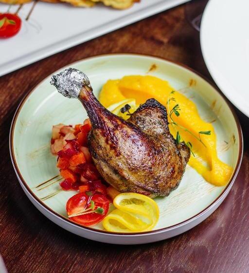 Marmaros Apart Hotel & Spa