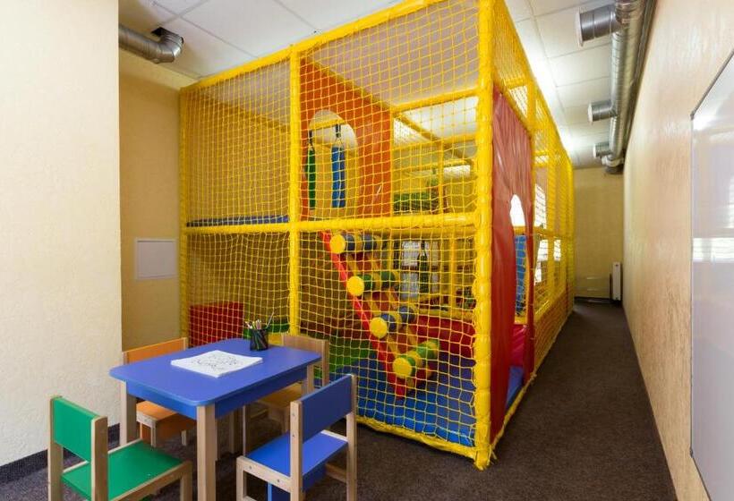 Marmaros Apart Hotel & Spa