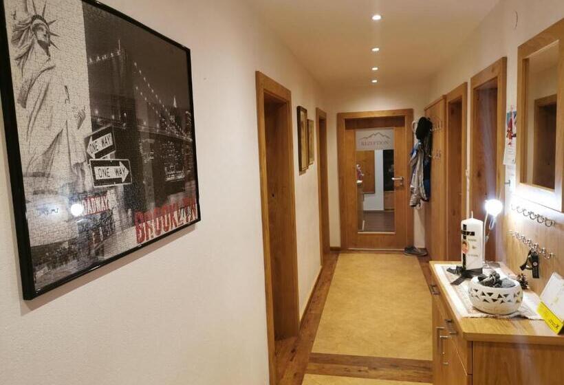 Oberauer Wagrain Die Eco Familien Hotelpension B&b