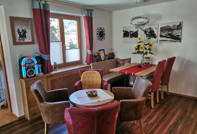 Oberauer Wagrain Die Eco Familien Hotelpension B&b