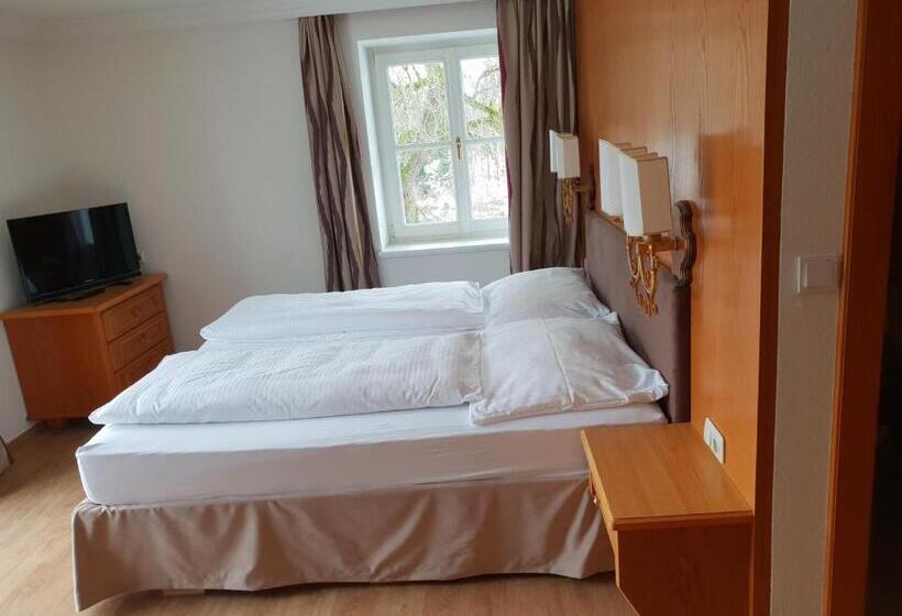 ペンション Gasthaus überfuhr