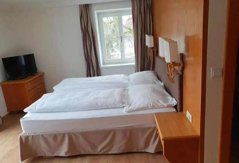 ペンション Gasthaus überfuhr