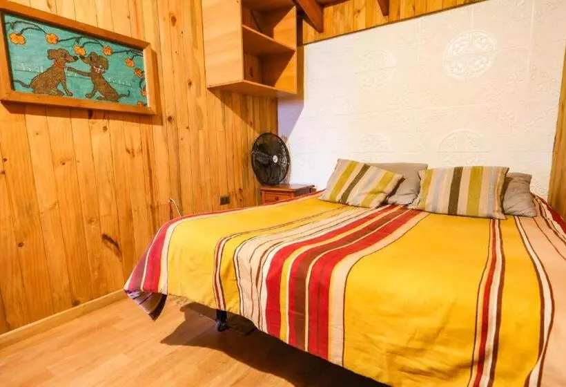 ペンション Hostal Maitahue