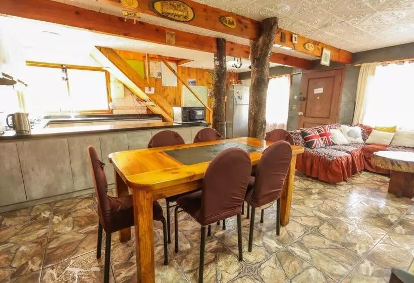 ペンション Hostal Maitahue