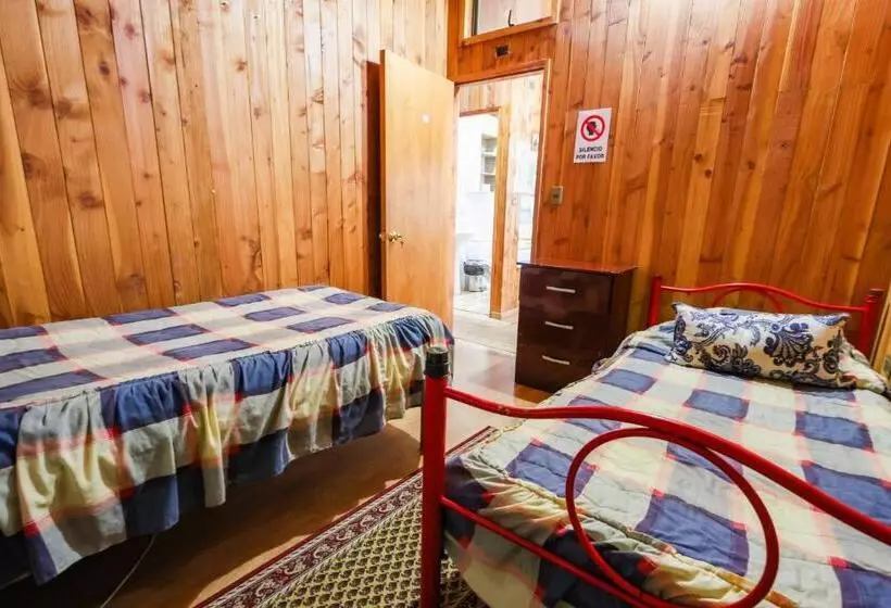 ペンション Hostal Maitahue