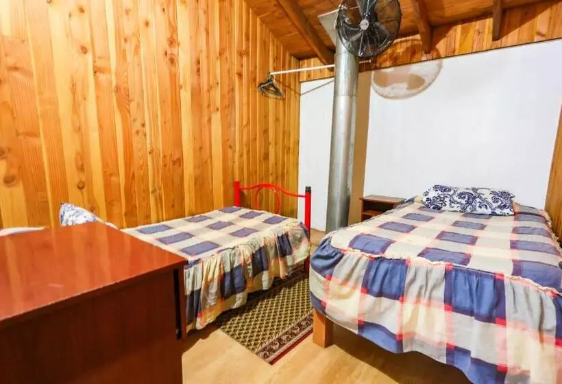 ペンション Hostal Maitahue