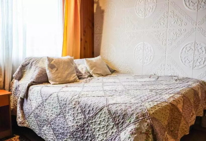 ペンション Hostal Maitahue